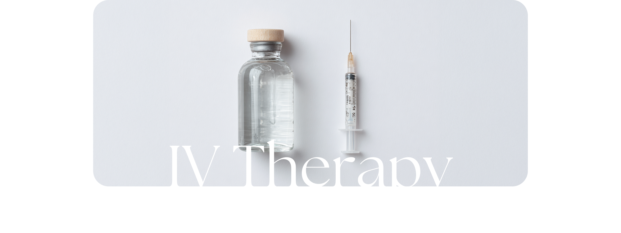 IV Therapy - 1:1 맞춤 수액치료에 사용되는 수액 바이알(앰플)과 주사기 이미지